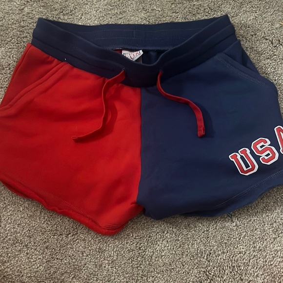 USA shorts - Picture 1 of 1